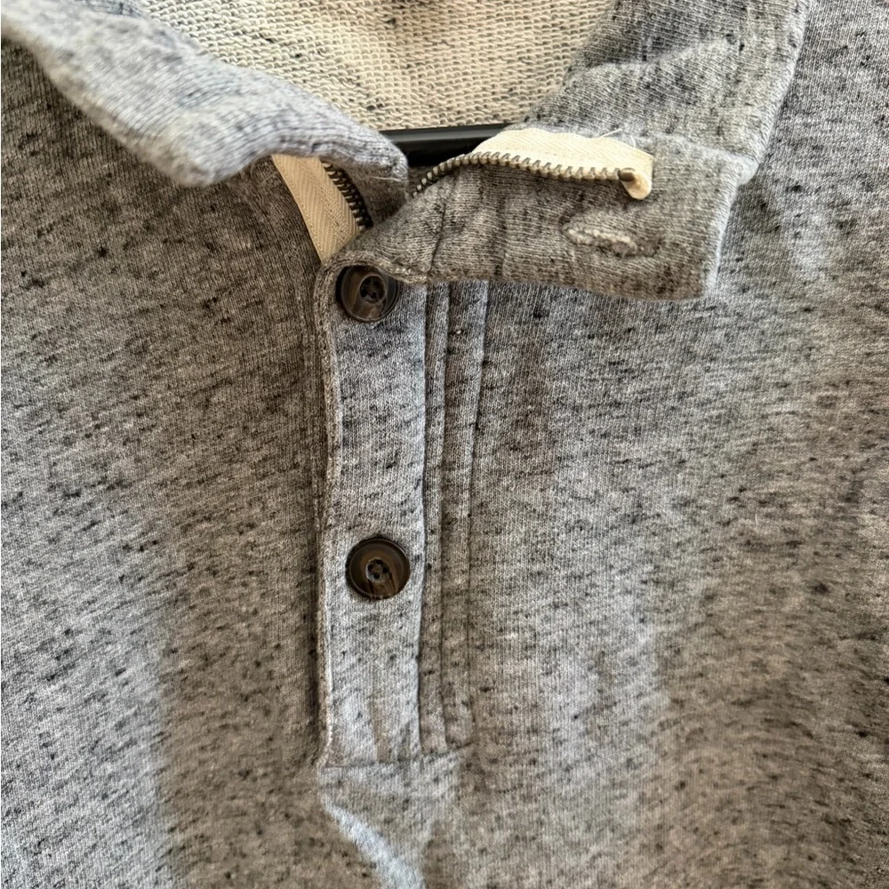 Banana Republic gray men's quarter-zip